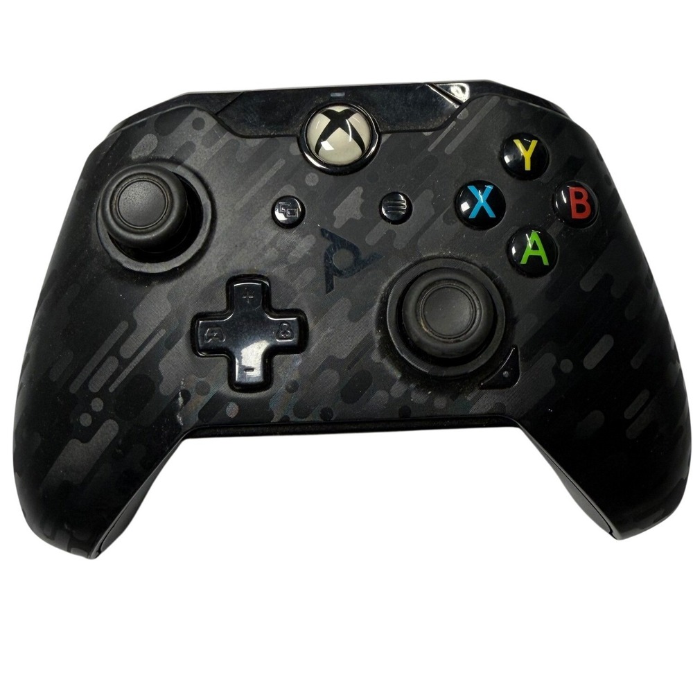 PDP Wired Controller for Xbox One & PC Black Camo Gamepad Model 048-082